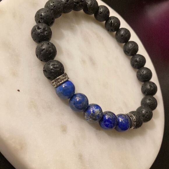 Lava Rock Beaded Stone Necklace Essential Oil Diffuser for Men Aromatherapy Idea - Picture 2 of 2